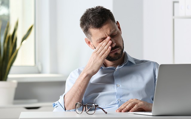 Trockene Augen haben meist alltägliche Auslöser