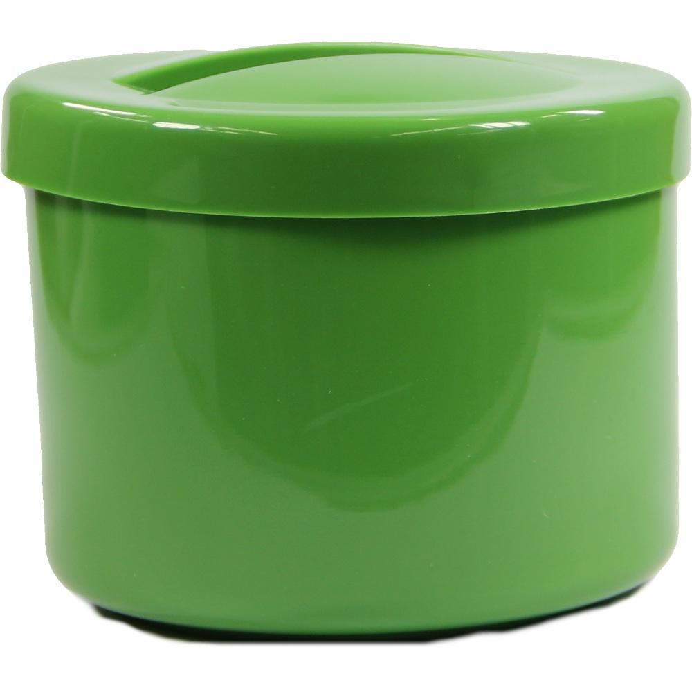 Grüner Plastikbehälter mit Deckel.