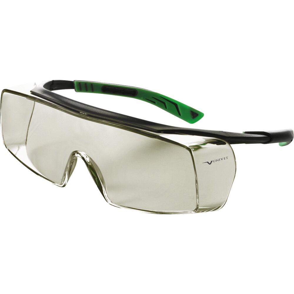 Eine Schutzbrille mit grün-schwarzen Bügeln.
