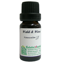 Braunes Fläschchen mit dem Etikett "Wald & Wiese Naturparfum".